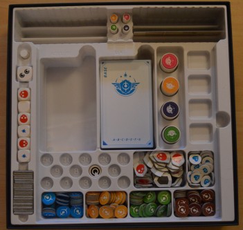 Y'a quelques dizaines de pions en plus dans votre boîte, M'dame Germaine, j'vous les laisse ?